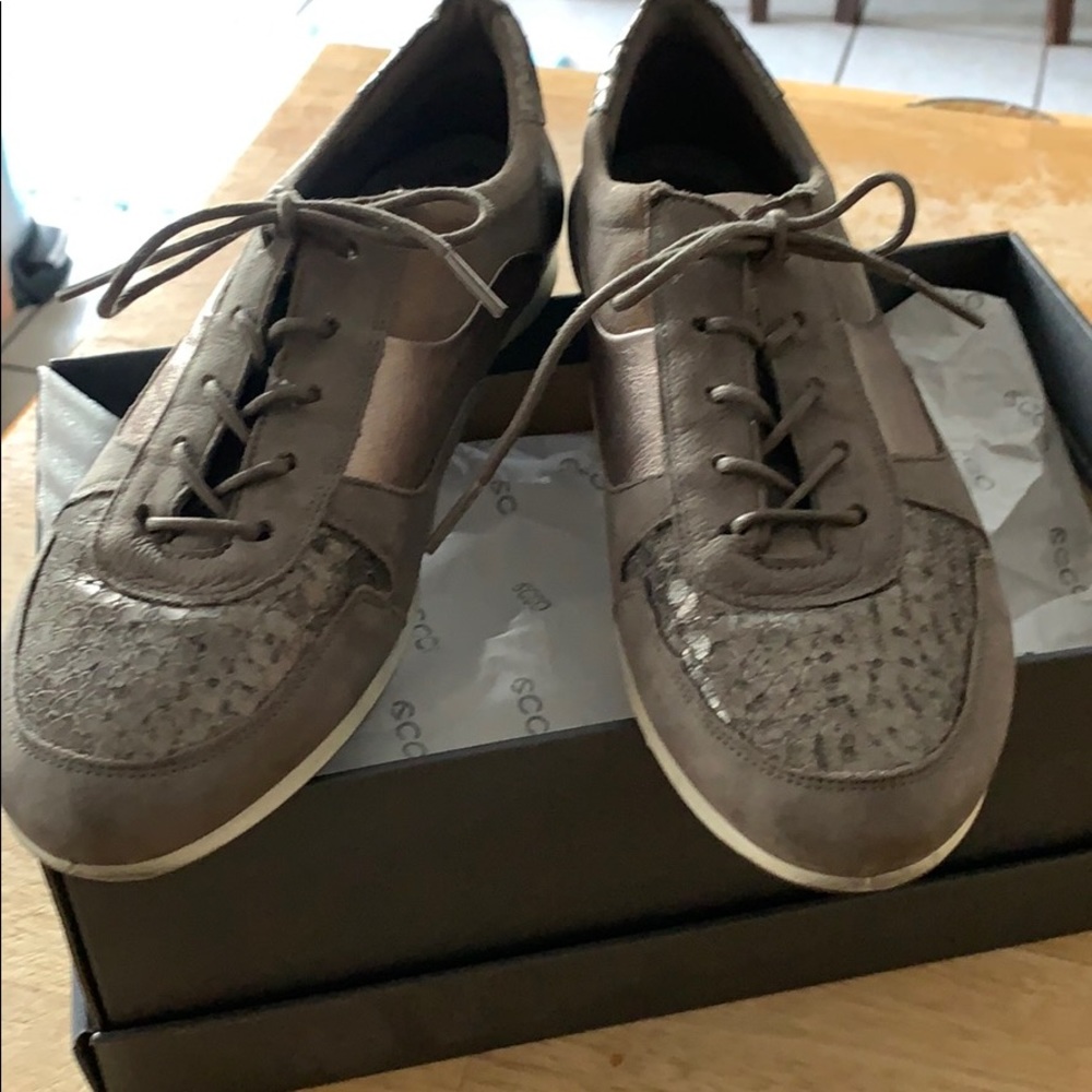 Ecco trainer touch shoes size 9 women’s